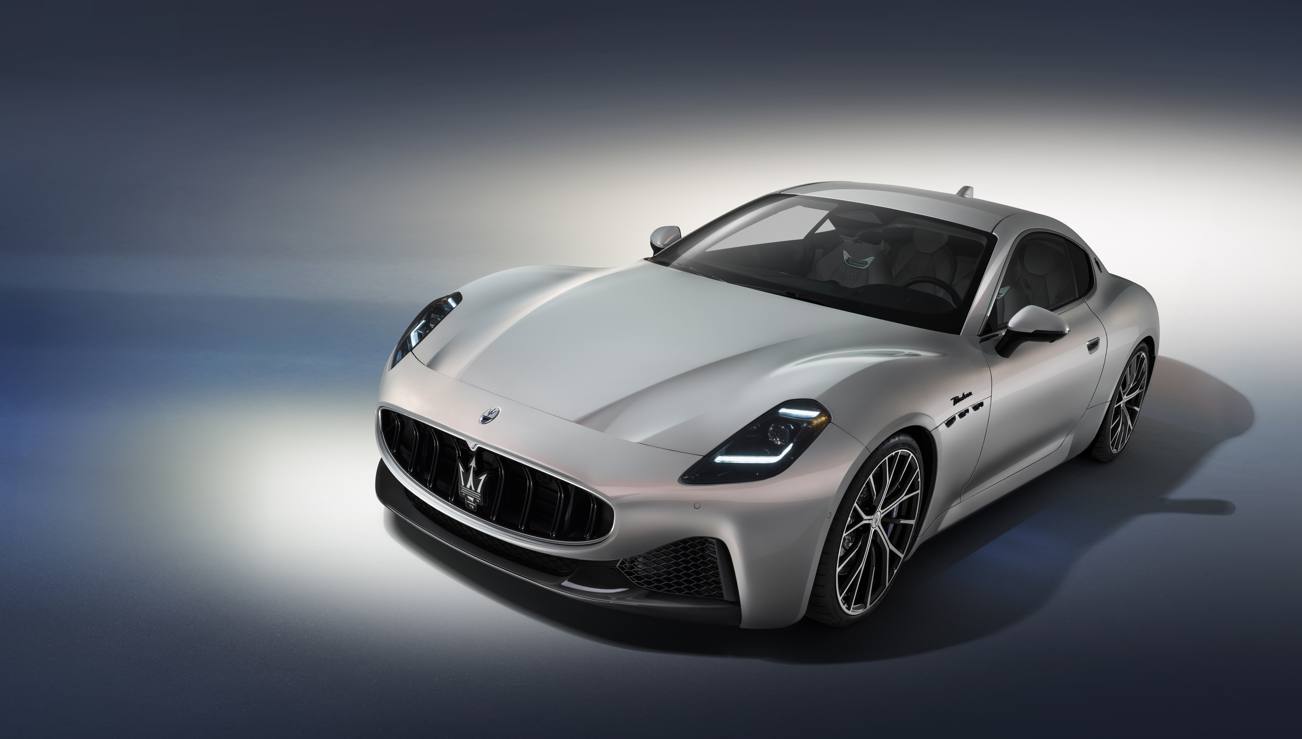 Maserati GranTurismo Car